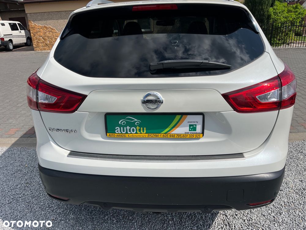 Nissan Qashqai 1.2 DIG-T N-Connecta Xtronic EU6 - 17