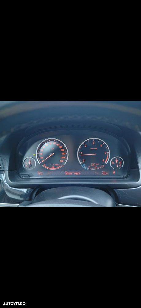 BMW Seria 5 520d - 11