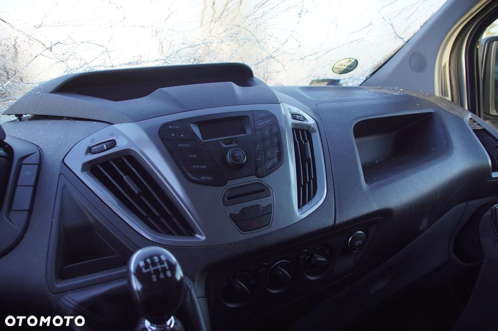 Auto na części - Ford Transit Custom I 2.2 TDCI 155 KM BK2Q-6006-AB BK2R-7002-MA ZJNCWWA 2014R Silnik Skrzynia Drzwi Błotnik Lusterko Lampa Zderzak Deska Kokpit Sterownik Moduł Czujnik Licznik Kierownica Wyświetlacz Panel - 12