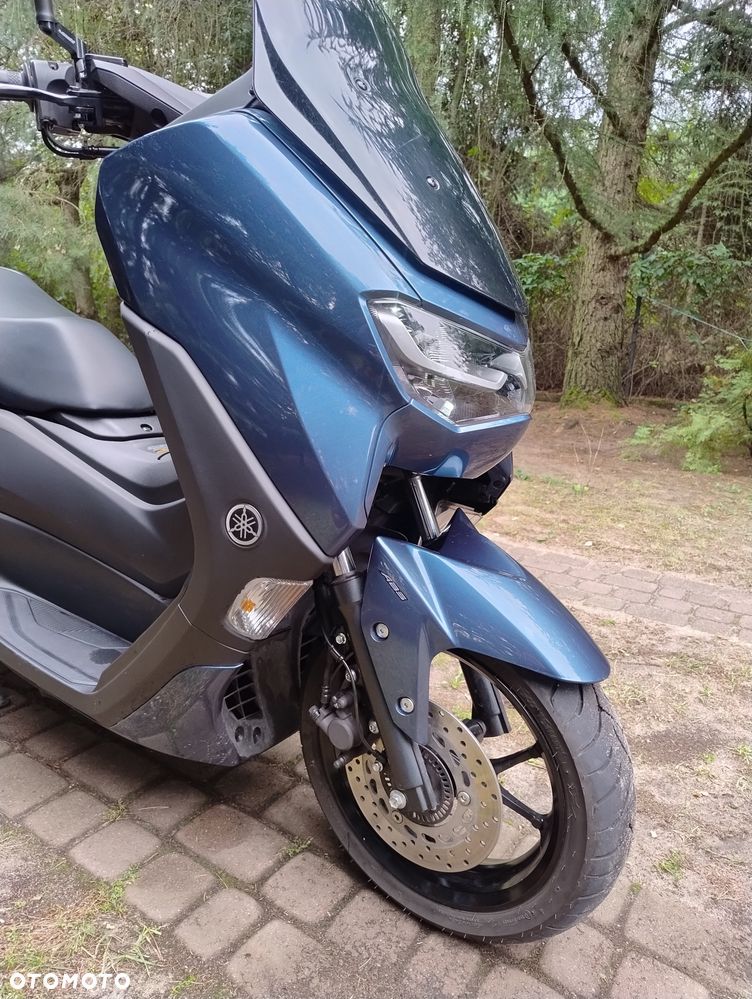 Yamaha NMAX - 4