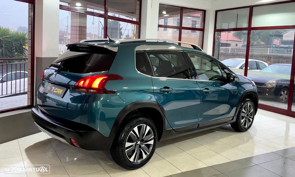 Peugeot 2008 1.2 PureTech Allure EAT6 - 12