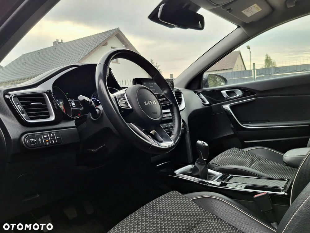 Kia Ceed 1.5 T-GDI L - 19
