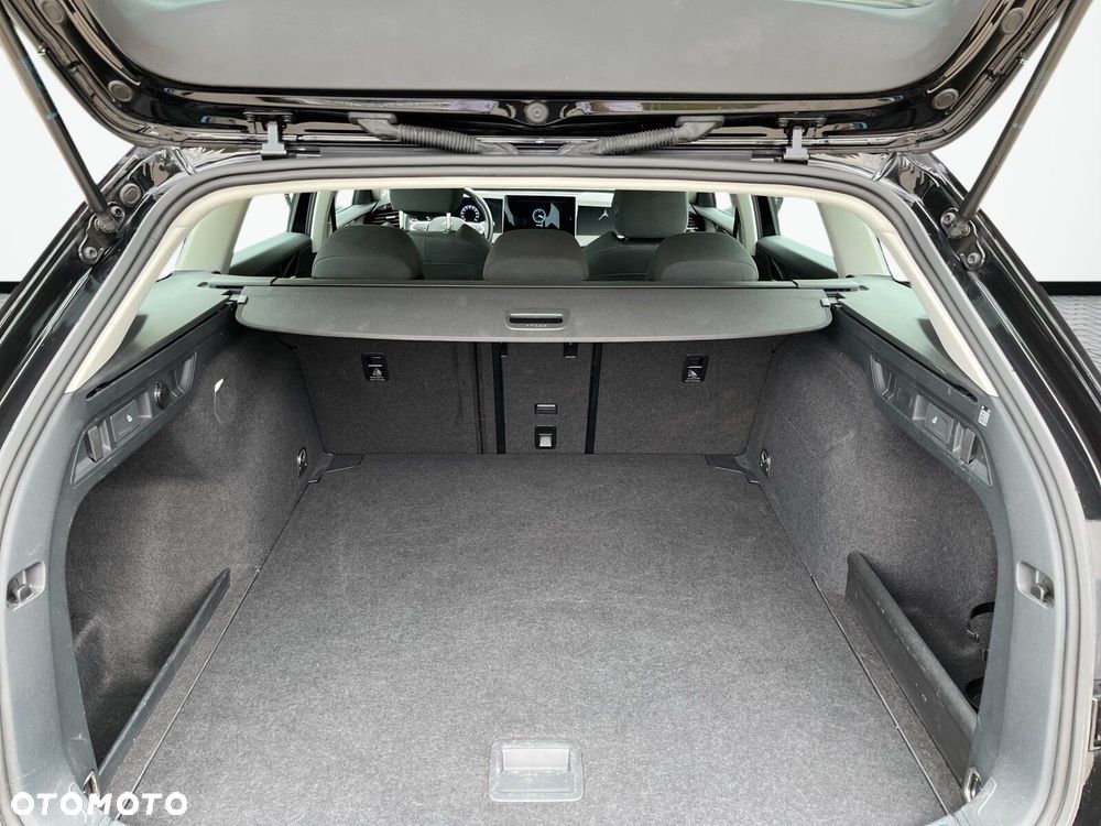 Volkswagen Passat Variant - 18