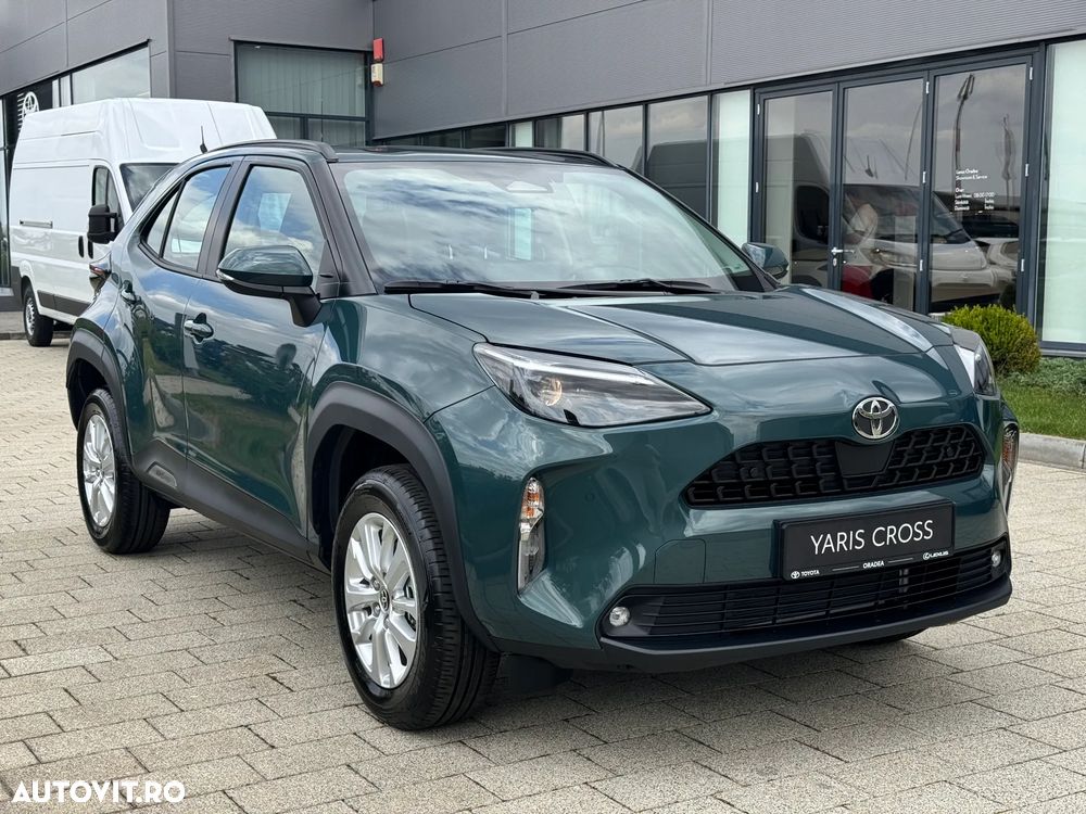Toyota Yaris Cross 1.5 VVT-i Business Edition - 1
