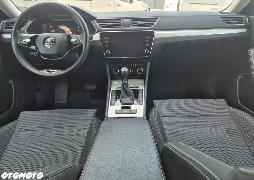 Skoda Superb 2.0 TDI SCR 4x4 Style DSG - 5