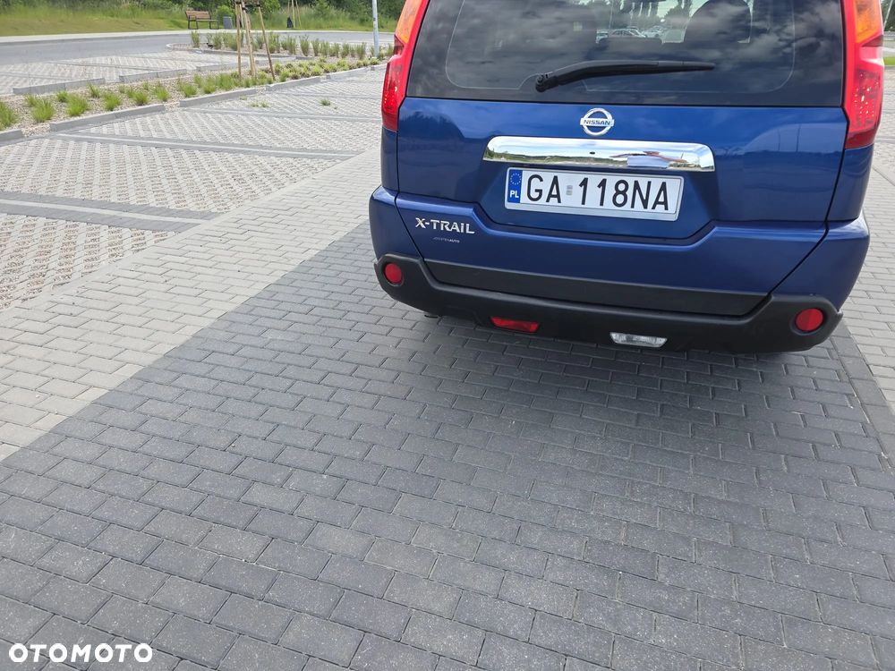 Nissan X-Trail 2.0 dCi LE - 16