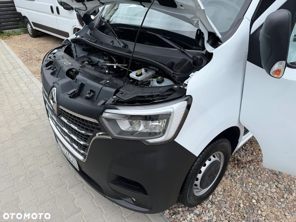Renault MASTER L3H2 MAXI MOCNY SILNIK 2.3DCI Rozrząd na ŁAŃCUCHU, Pełna zabudowa paki, Zawiasy drzwi tył 180' DMC3.5t Duża ładowność 1302Kg, Homologacja VAT-1, Parktroniki, Minibar, Stolik EasyLife, Lustro WideView, Oświetlenie LED, Tempomat, Halogeny, Pakiet Chrom Design, Szare wnętrze, SERWIS ASO RENAULT!! - 28