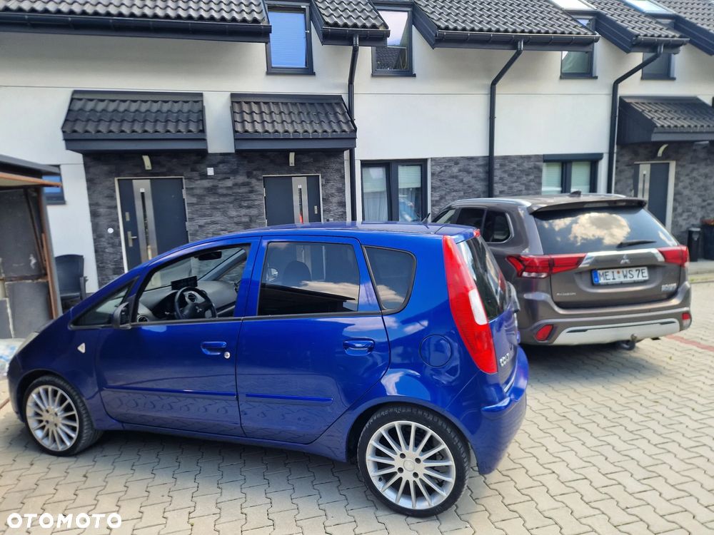 Mitsubishi Colt - 12