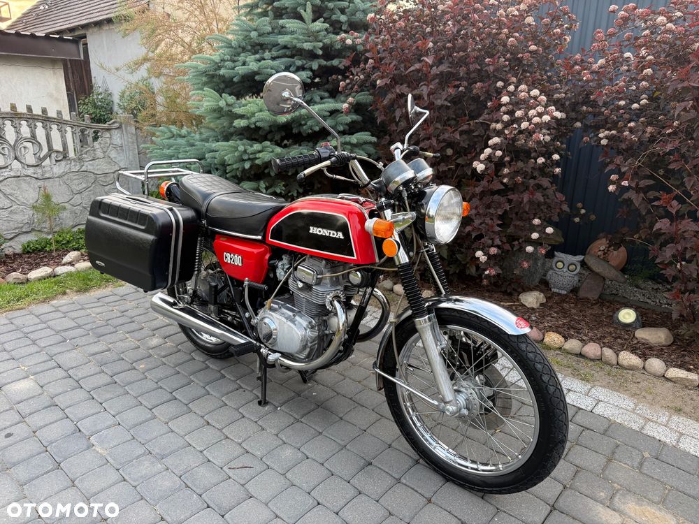 Honda CB - 2