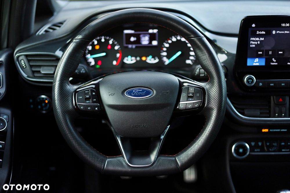 Ford Fiesta 1.0 EcoBoost S&S ST-LINE X - 18