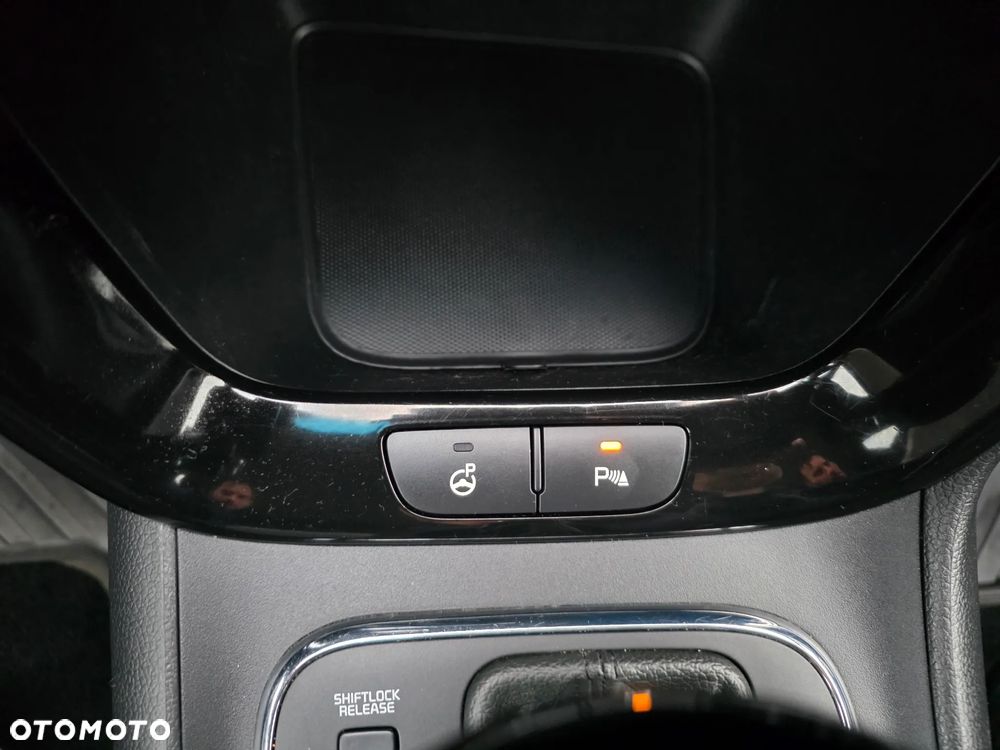 Kia Ceed 1.6 GDI DCT Platinum Edition - 31