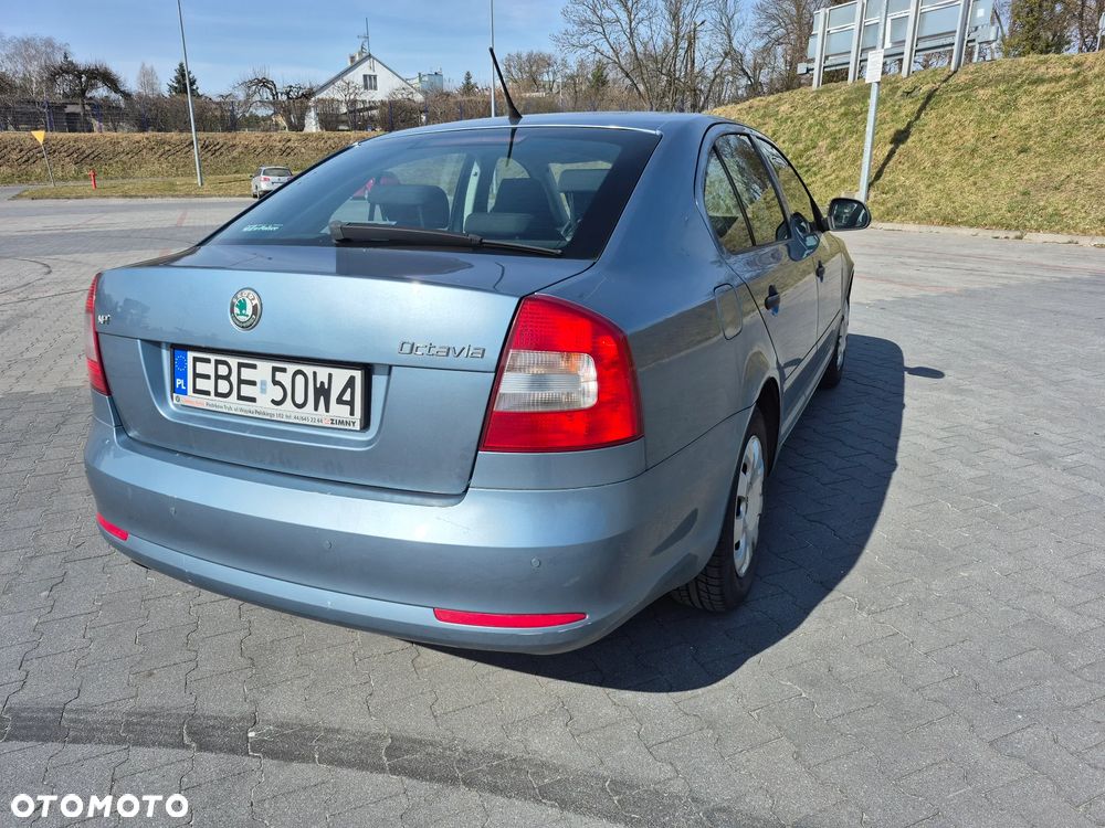 Skoda Octavia 1.6 Tour - 4