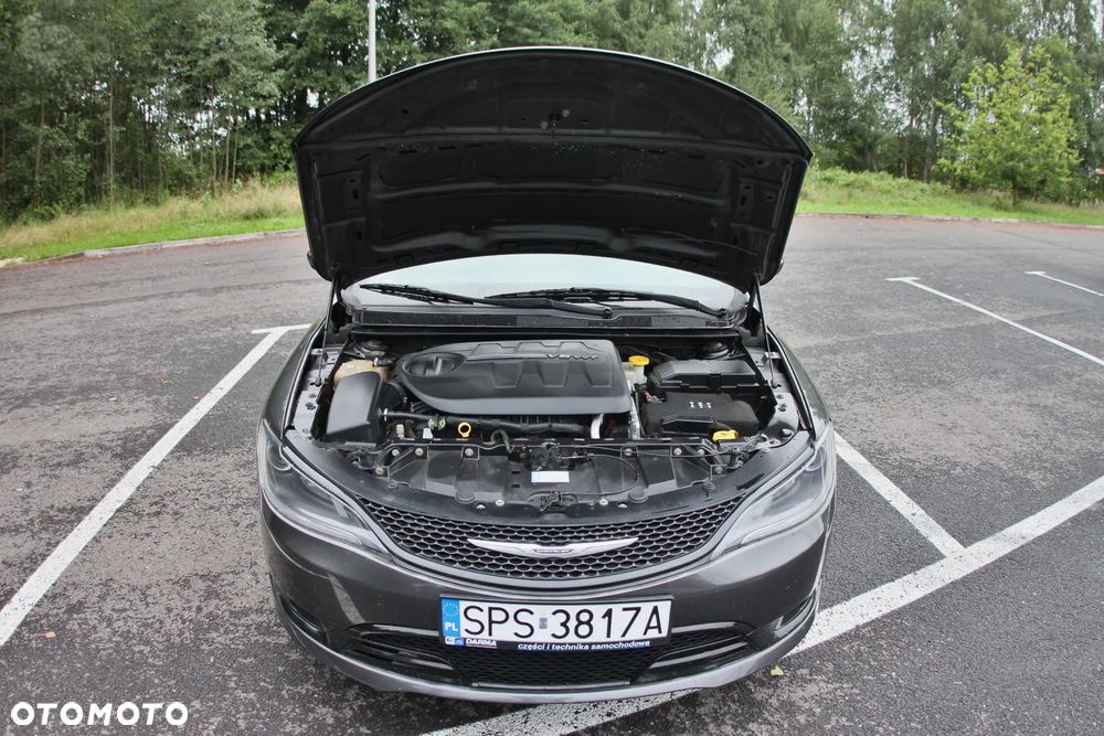 Chrysler 200 - 27