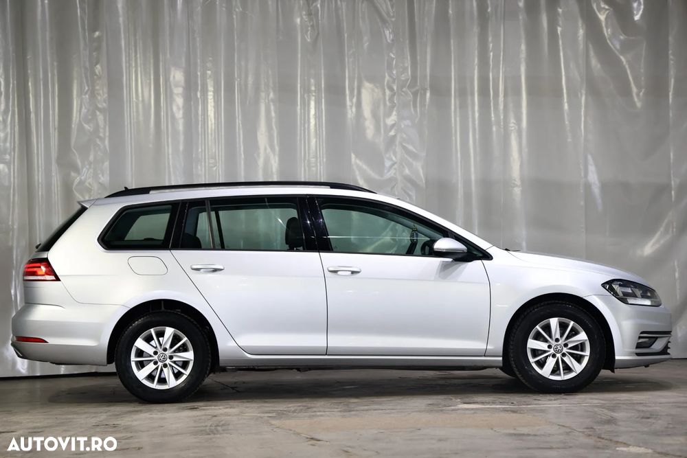 Volkswagen Golf 1.6 TDI SCR Comfortline - 37