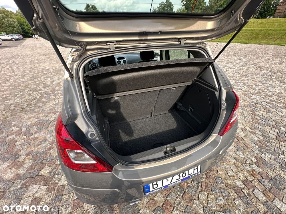 Opel Corsa - 10