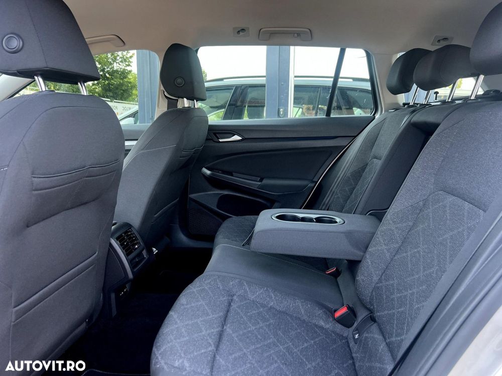 Volkswagen Golf - 35