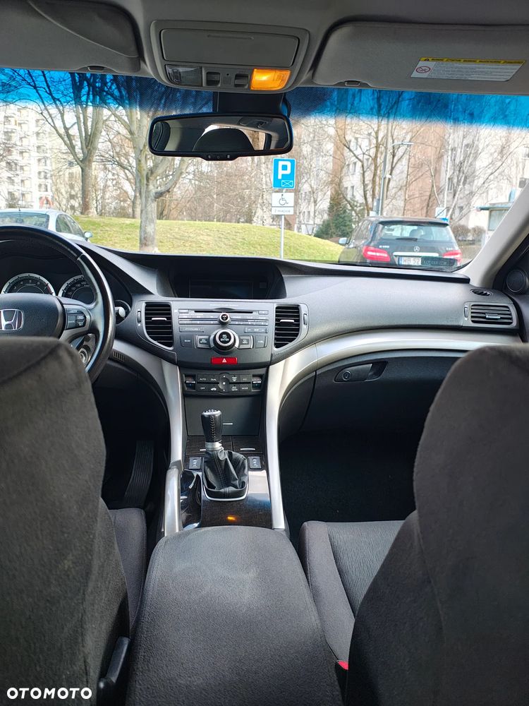 Honda Accord 2.0 Executive - 13