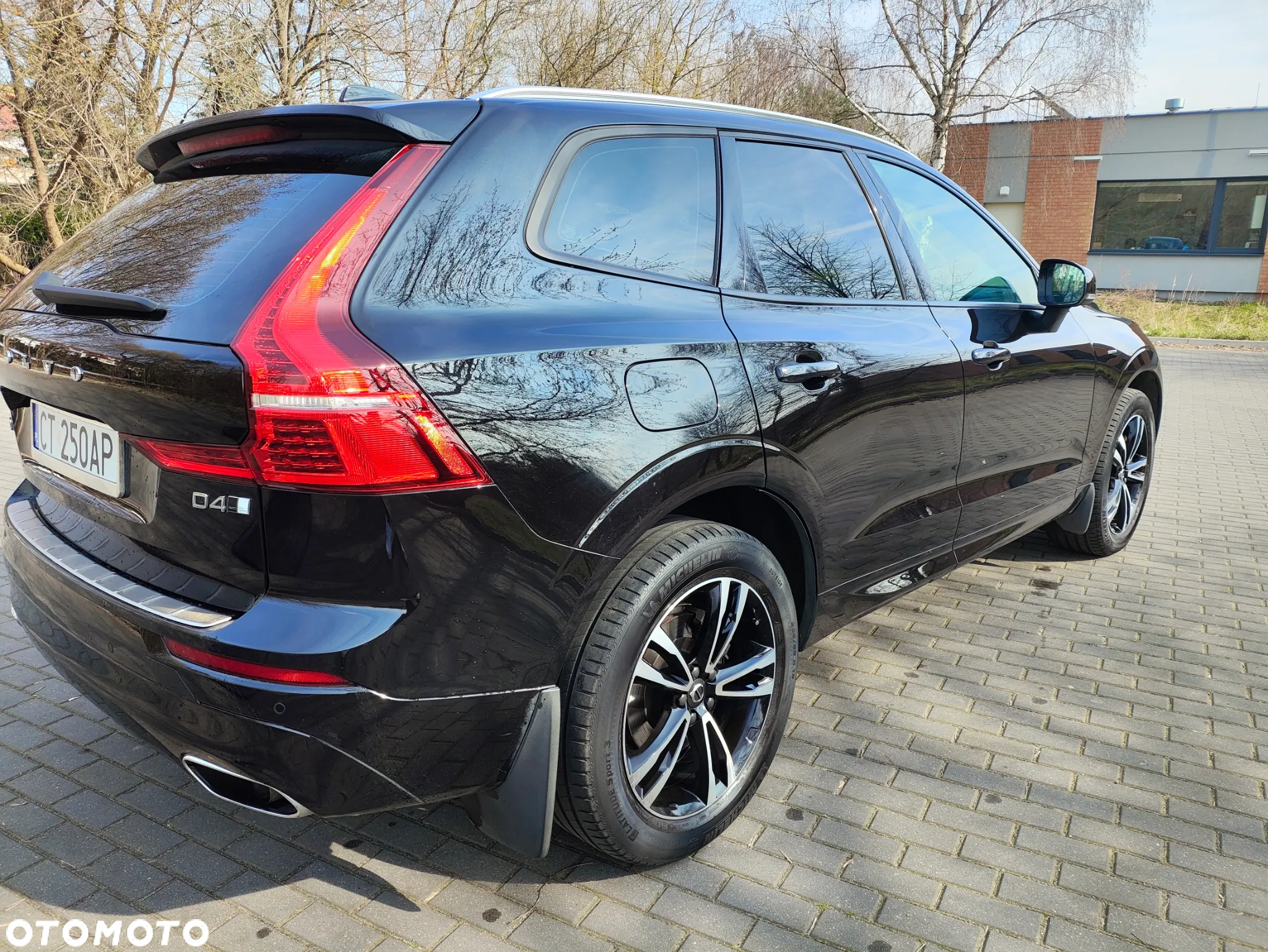 Volvo XC 60 D4 Momentum Pro - 6