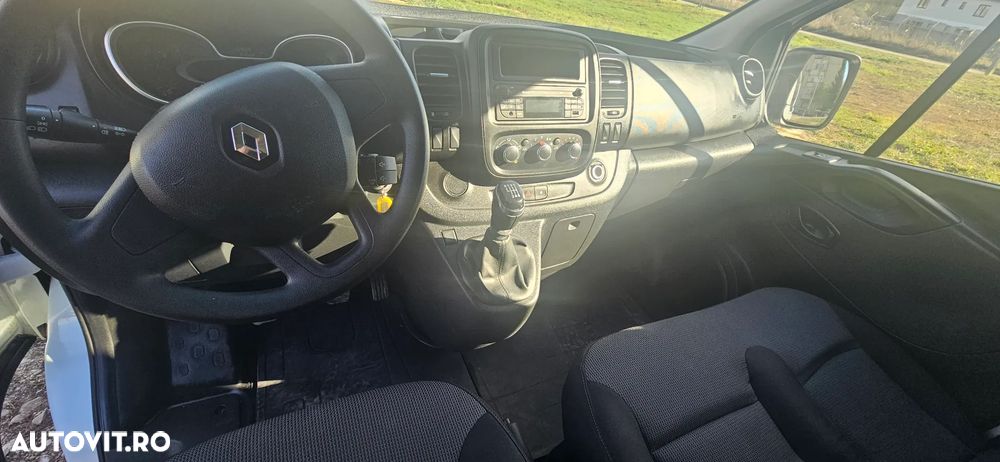 Renault Trafic 2.0 Blue dCi 120 Combi L2H1 8+1 locuri Authentique - 10