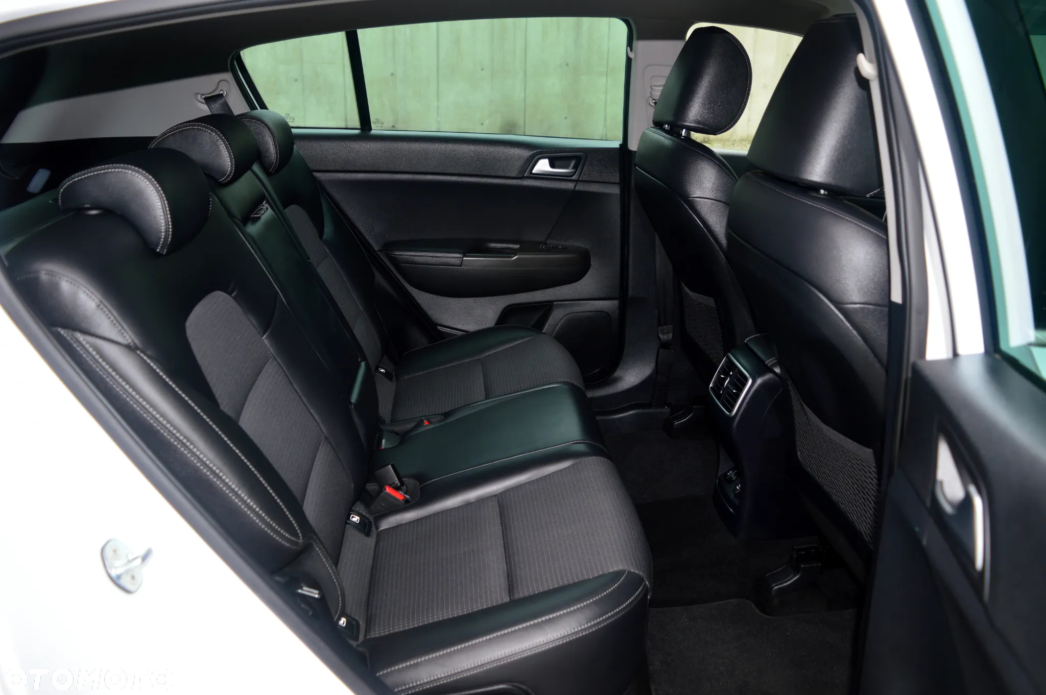 Kia Sportage - 12