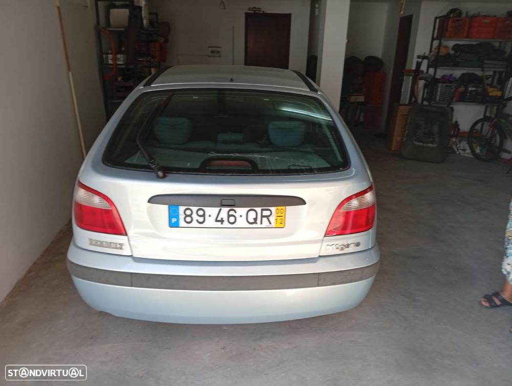 Renault Mégane 1.4 16V Authentic - 2