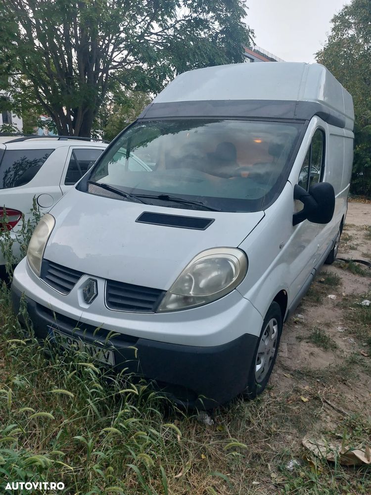 Renault Trafic - 12
