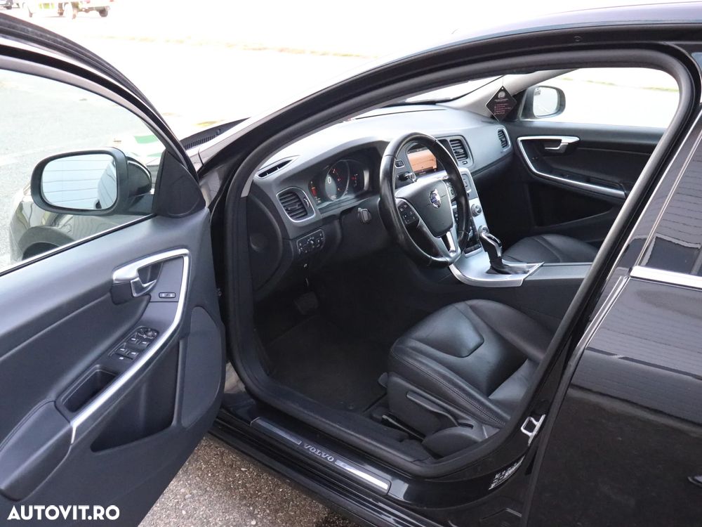 Volvo S60 D2 Geartronic Momentum - 3