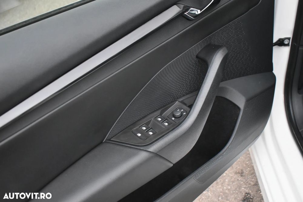 Skoda Octavia 2.0 TDI DSG Ambition - 9