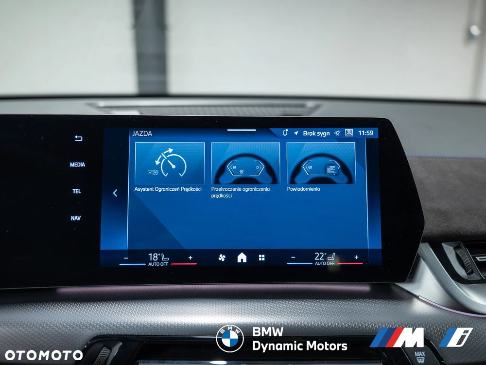 BMW iX2 eDrive20 - 36