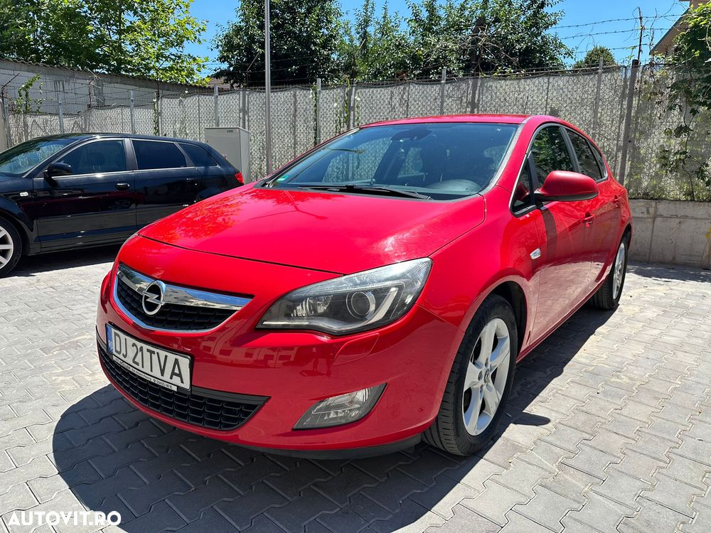 OPEL Astra 2011