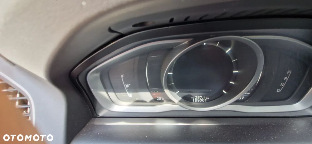 Volvo XC 60 D3 Drive-E Momentum - 8