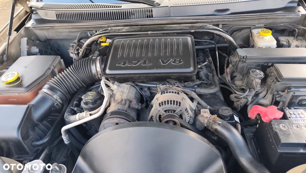 Jeep Grand Cherokee 4.7 Automatik Laredo - 9