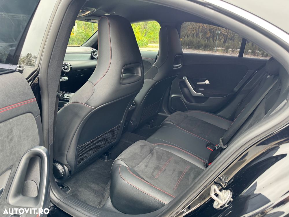 Mercedes-Benz CLA 180 7G-DCT AMG Line - 7