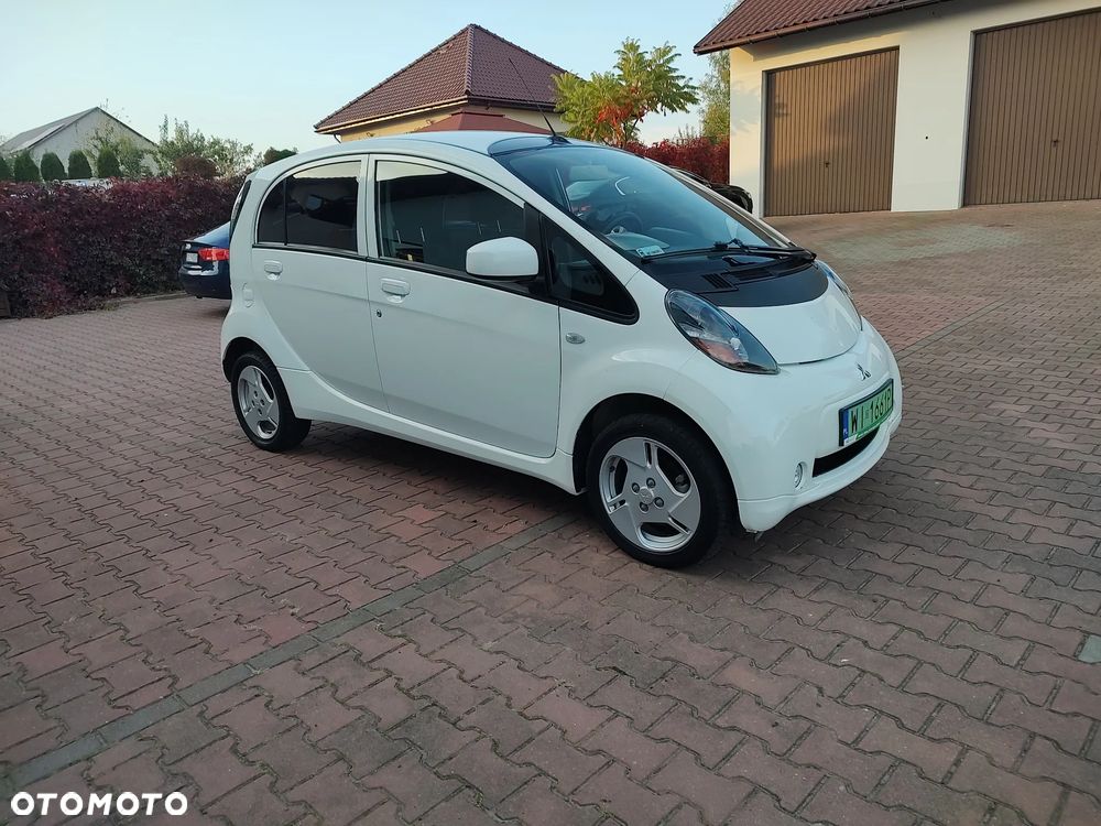 Mitsubishi i-MiEV Standard - 3