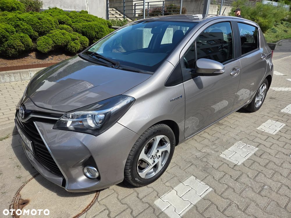 Toyota Yaris Hybrid 100 Premium EU6 - 1