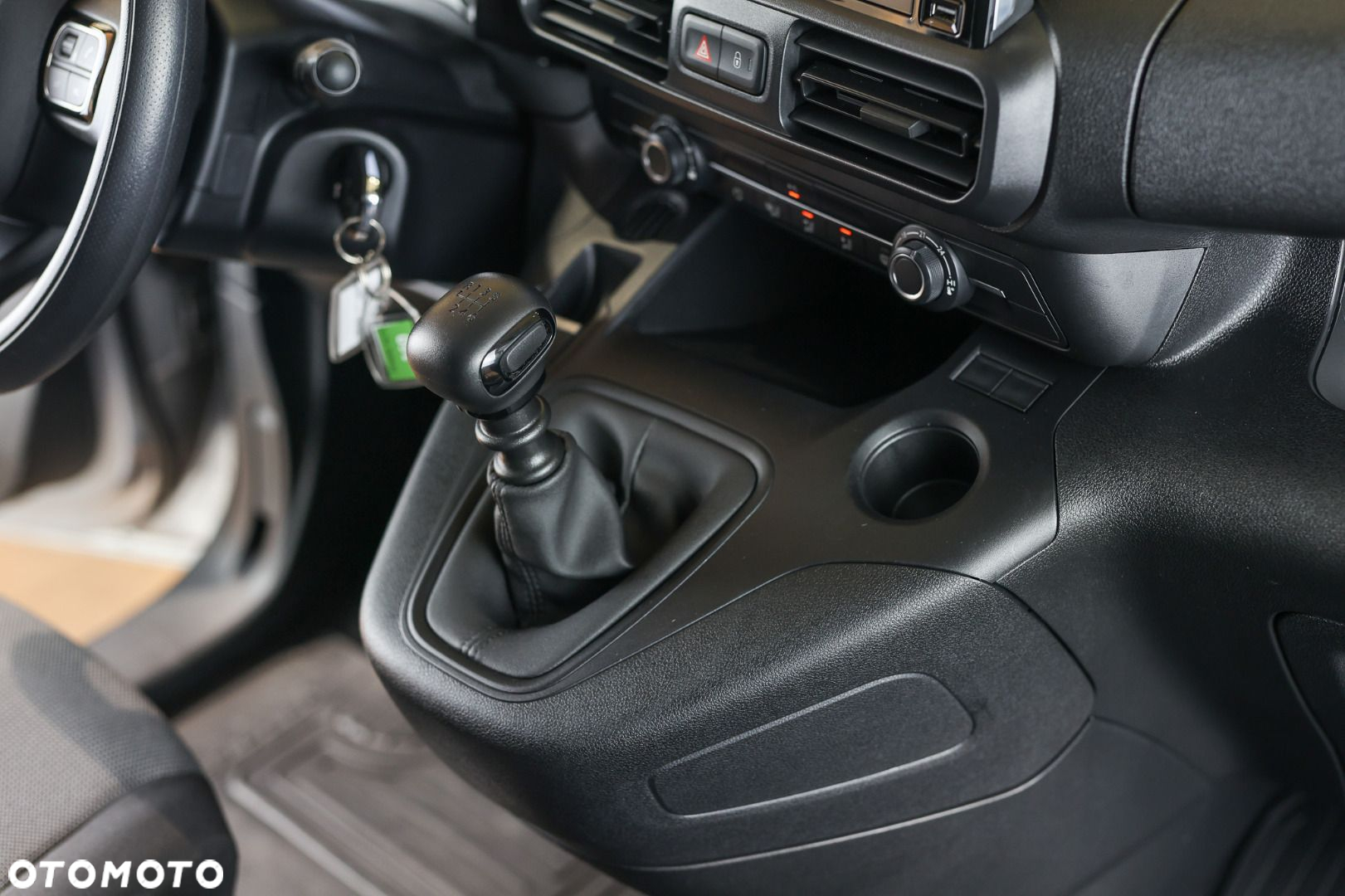 Toyota PROACE CITY - 21