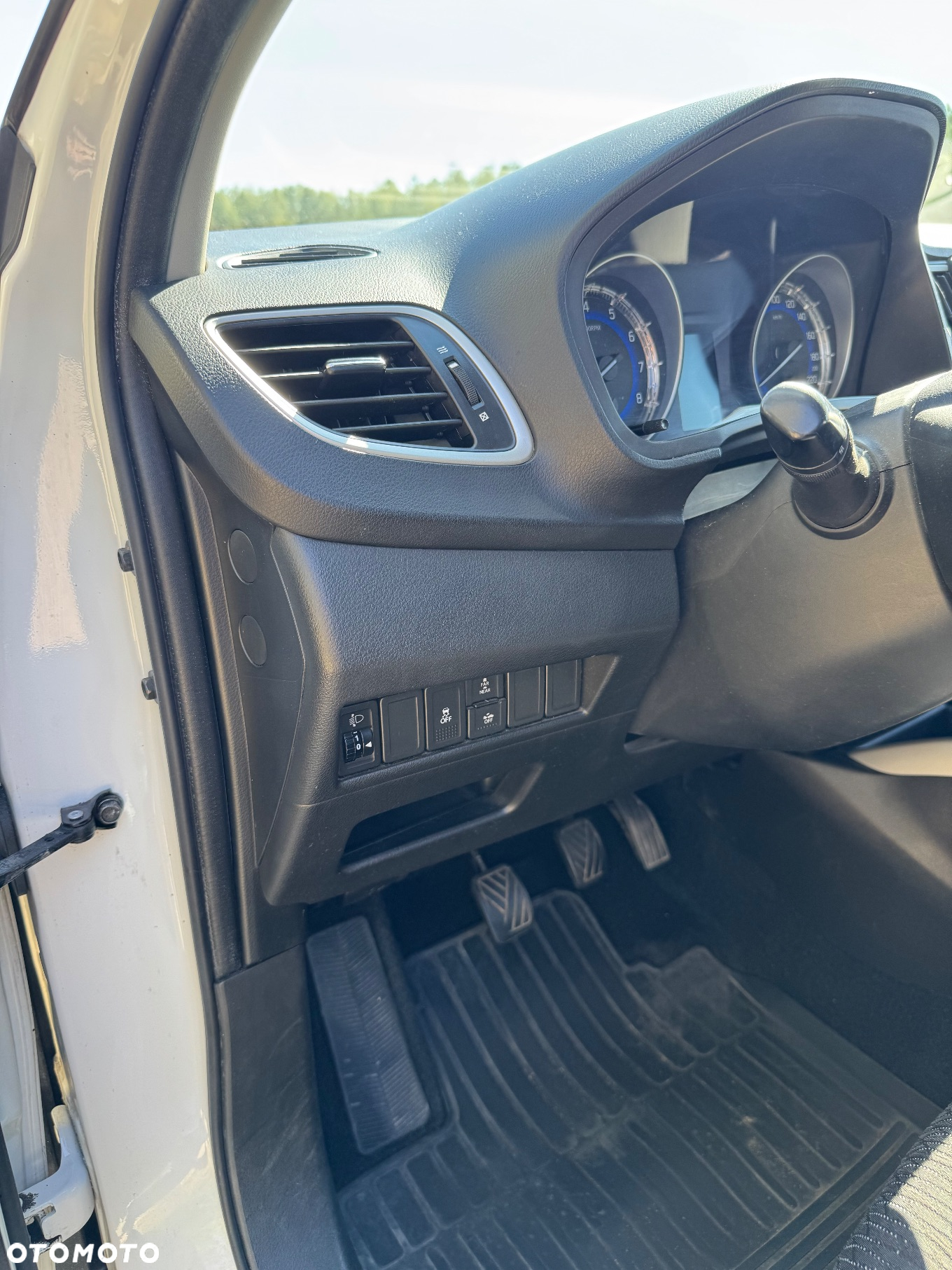 Suzuki Baleno - 8