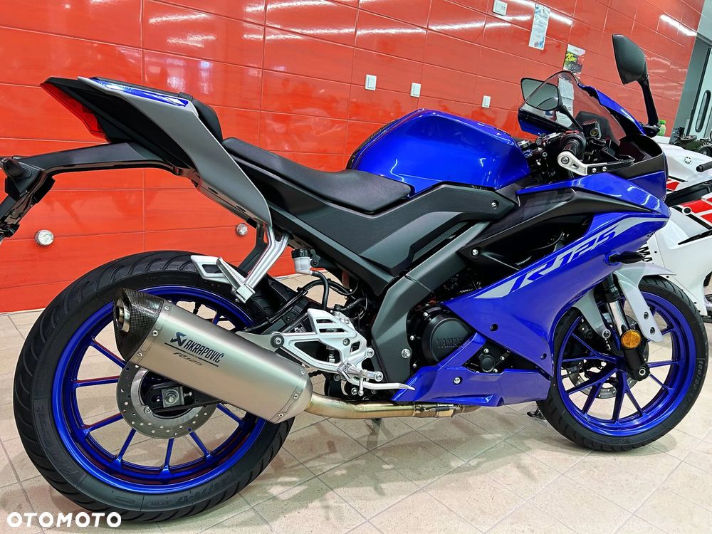 Yamaha YZF - 4