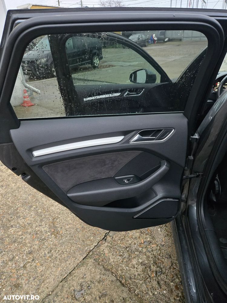 Audi A3 2.0 TDI S tronic Sport - 15