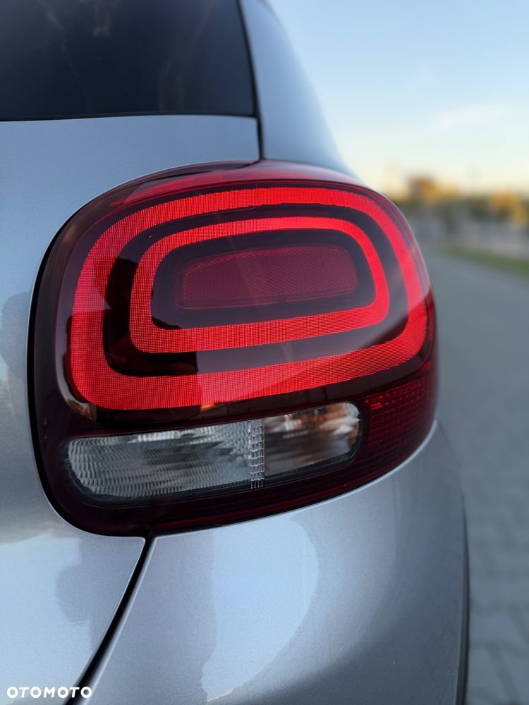 Citroën C3 1.2 PureTech Shine - 38