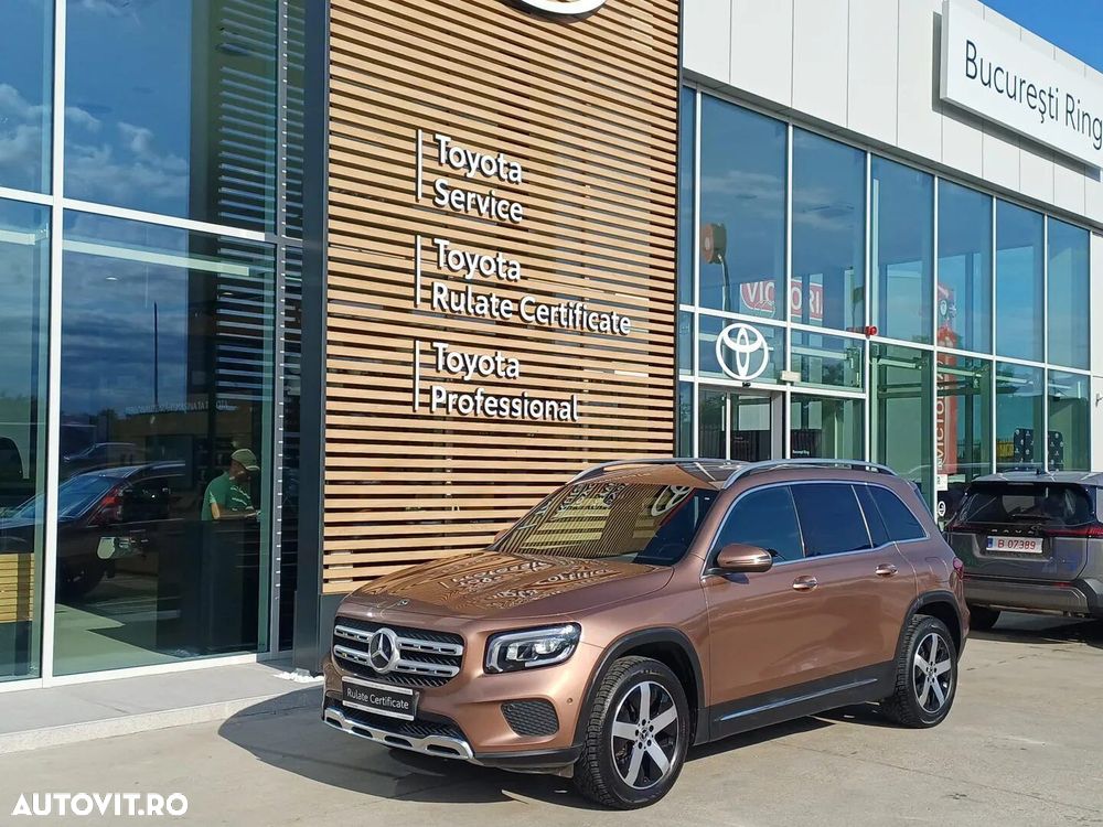 MERCEDES-BENZ Glb