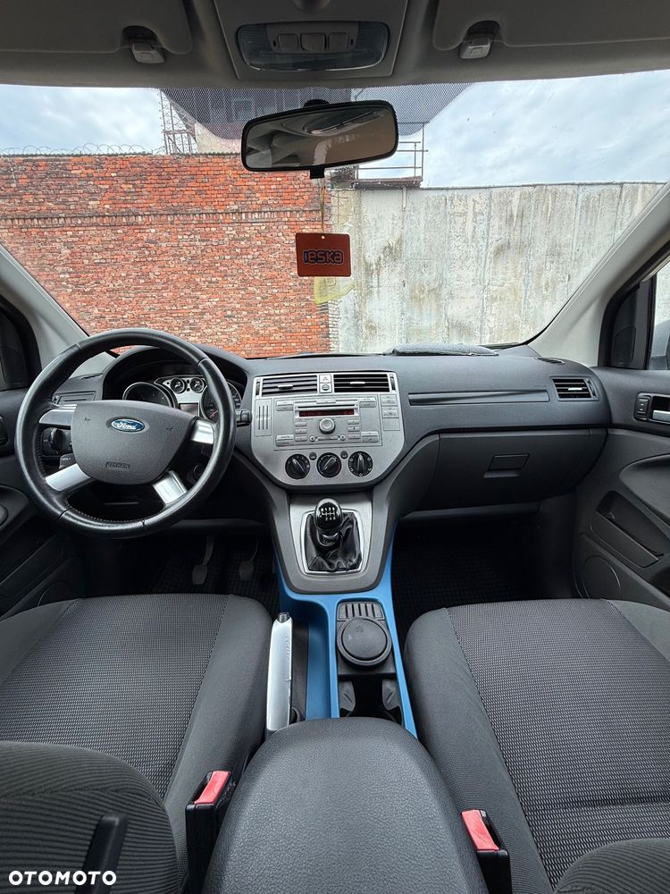 Ford Kuga - 15