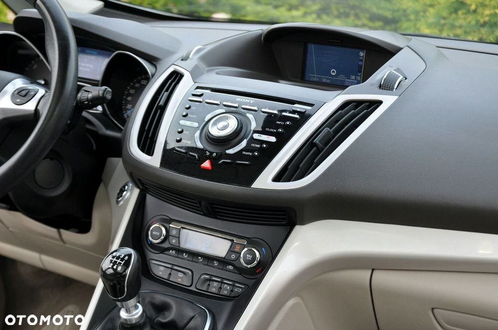Ford Grand C-MAX - 28