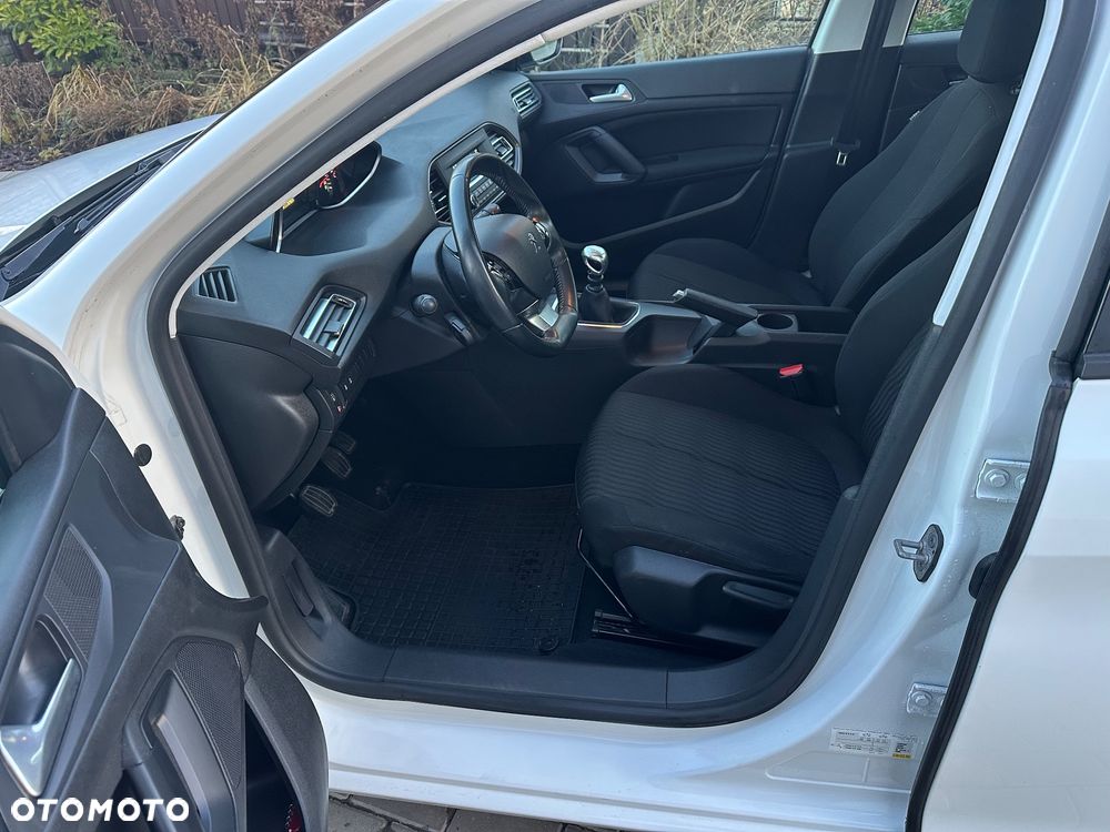 Peugeot 308 BlueHDi 100 Stop & Start Active - 19