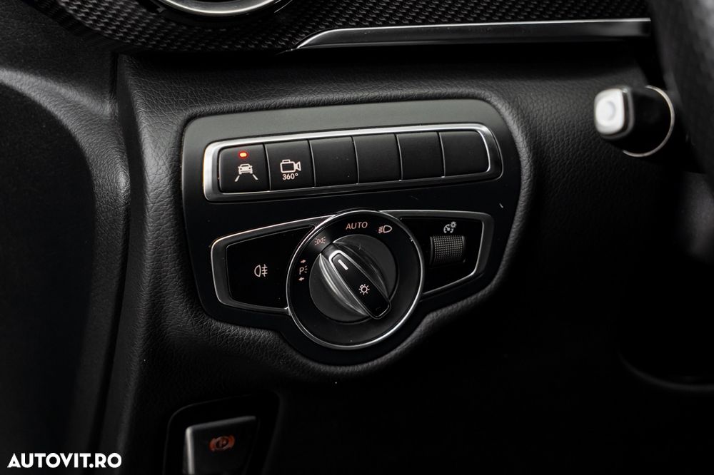 Mercedes-Benz V 300 d 237 CP RWD 9AT - 37