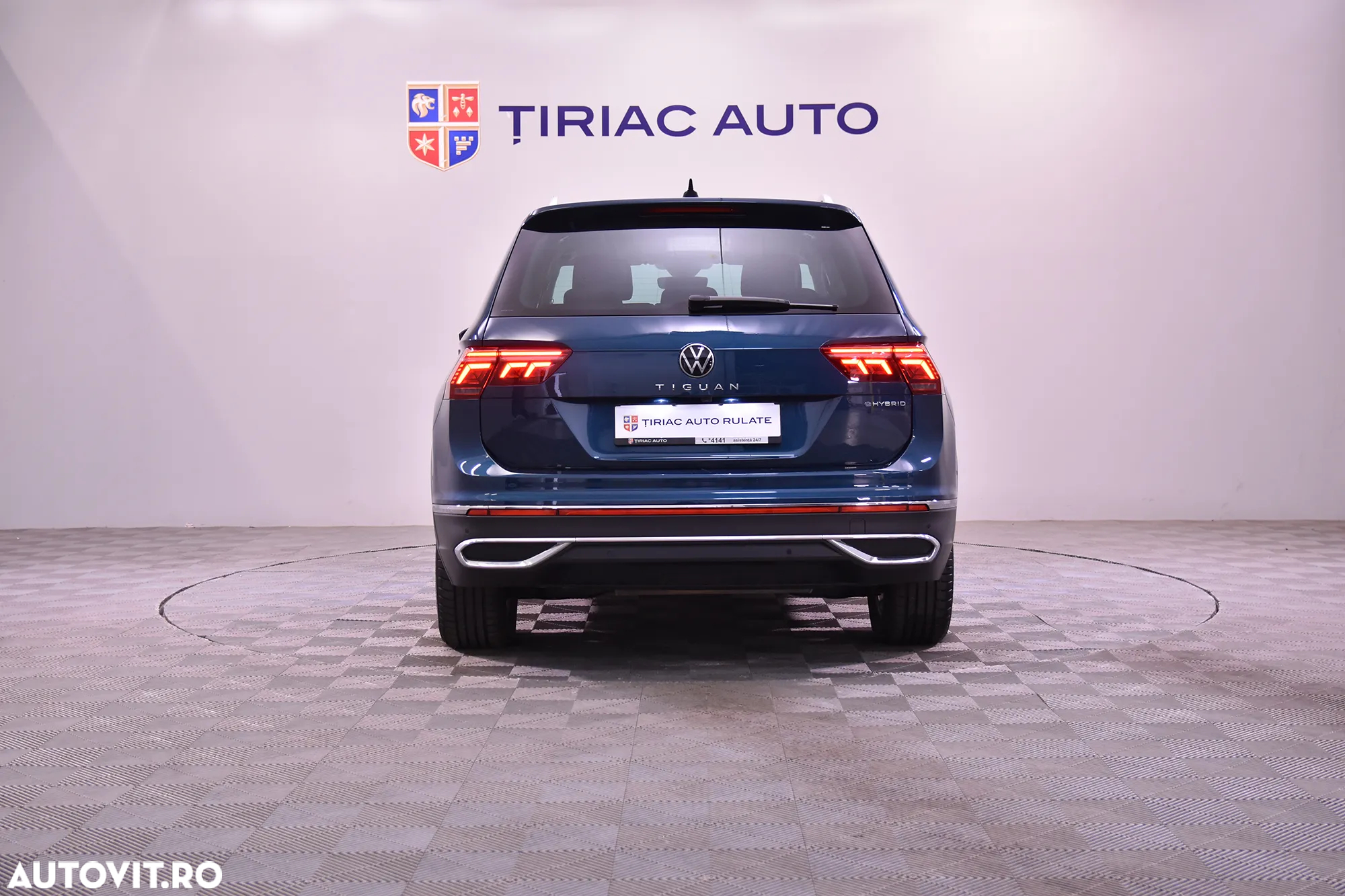 Volkswagen Tiguan - 4
