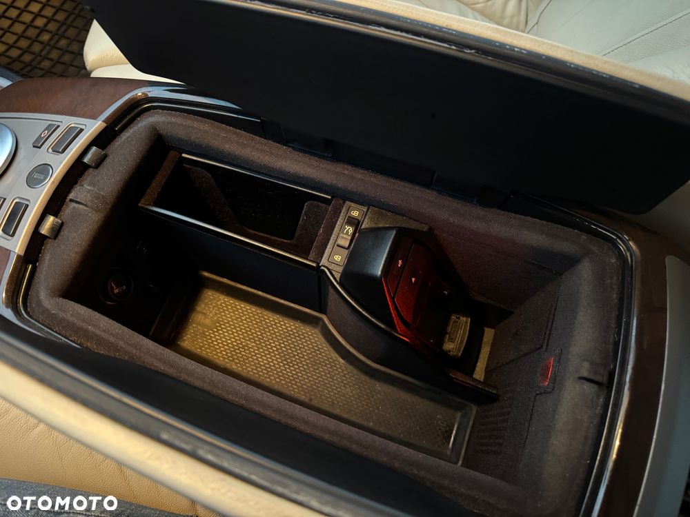 BMW Seria 7 730d - 27