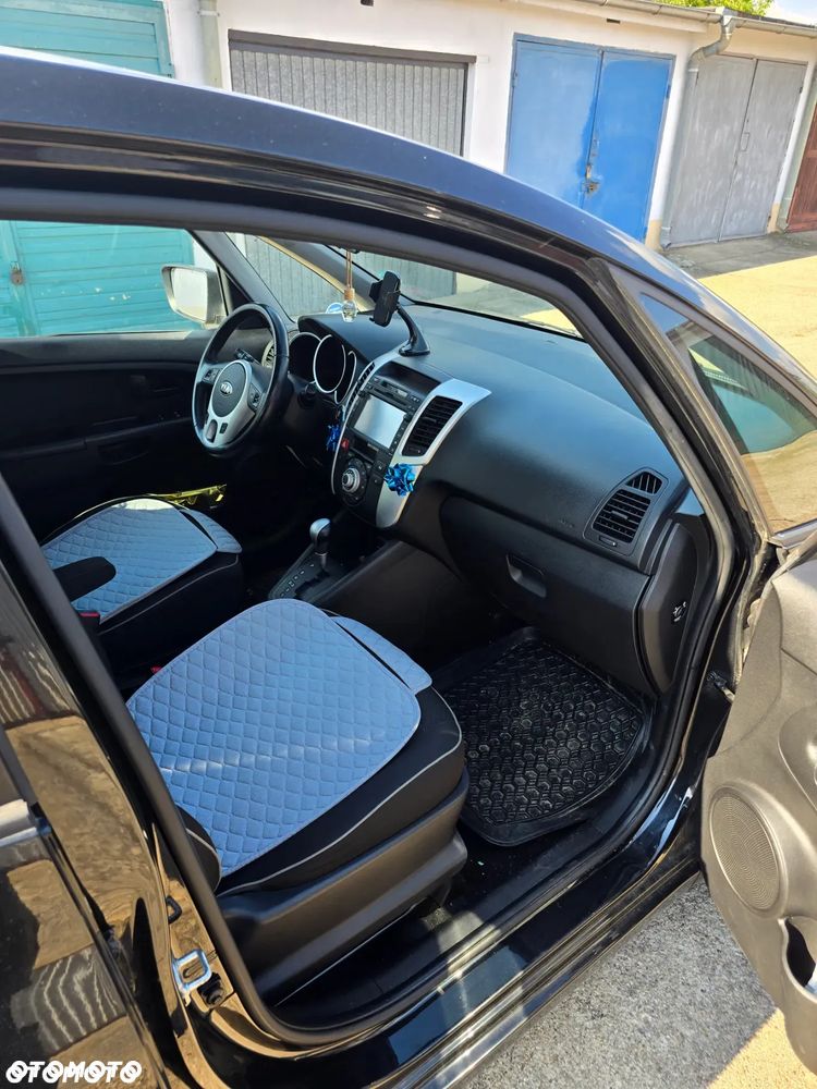 Kia Venga 1.6 CVVT Automatik Black Collection - 10