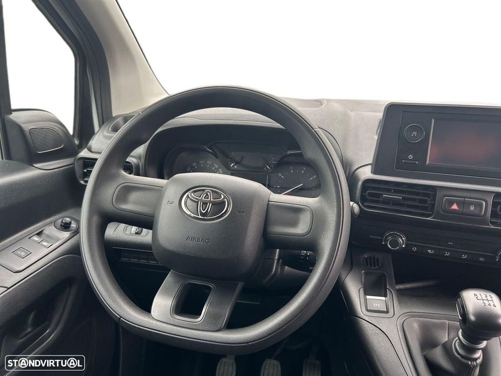 Toyota Proace - 10