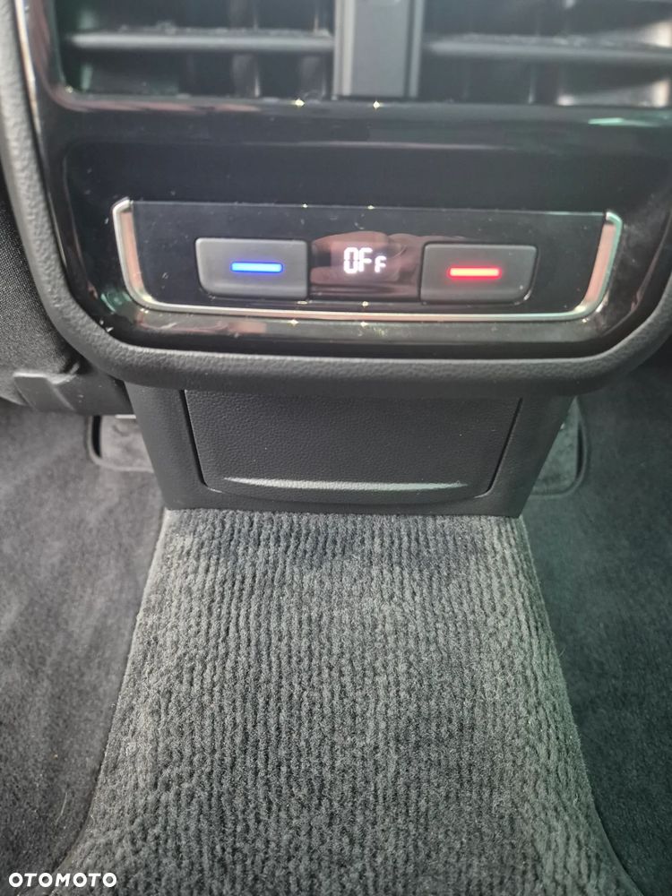 Volkswagen Passat Variant Diesel Trendline - 17